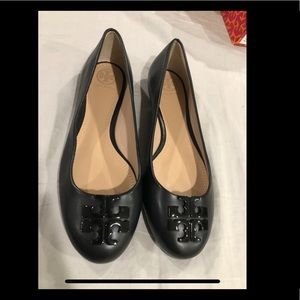 BNIB Tory Burch Lowell 2 Ballet Flat (size 6.5)